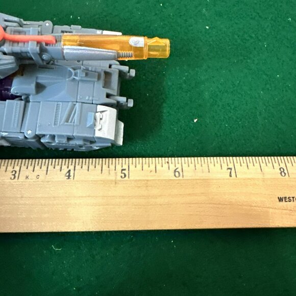 Hasbro Galvatron Transformers Universe Deluxe Action Figure 83670 - Picture 7 of 11